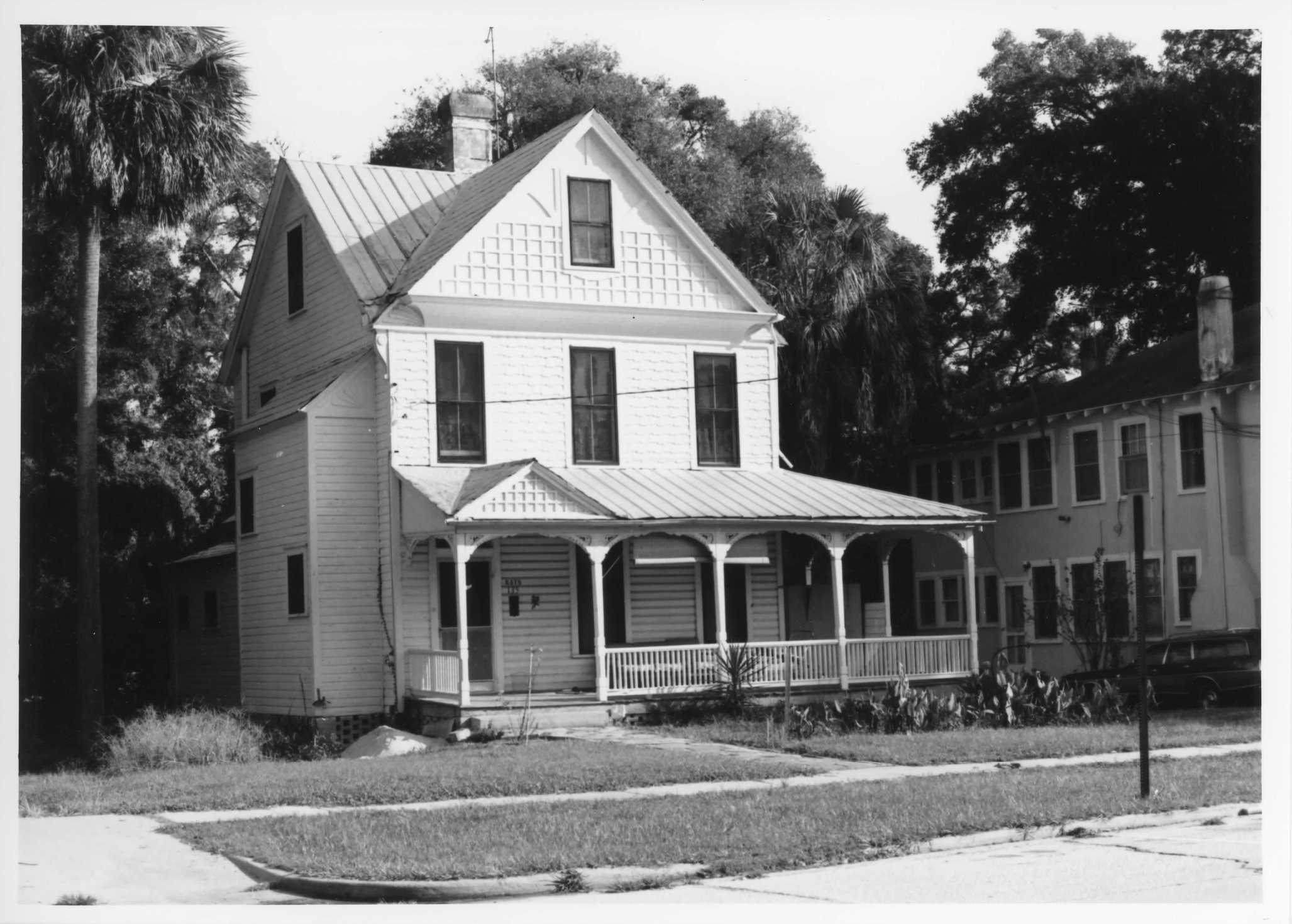 135 W Howry_1987_Historic Photos