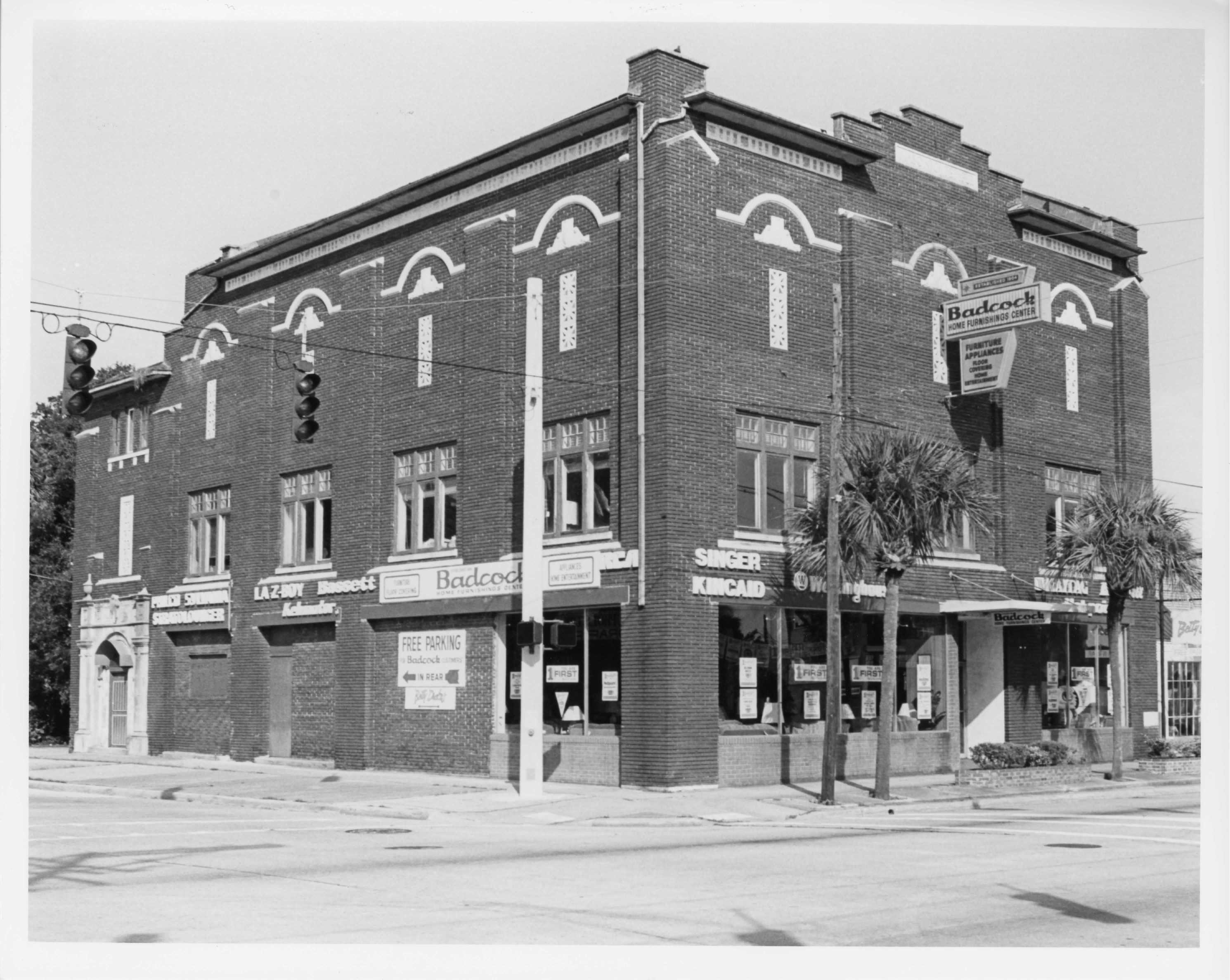 142 S Woodland Ave_1987_Historic Photos