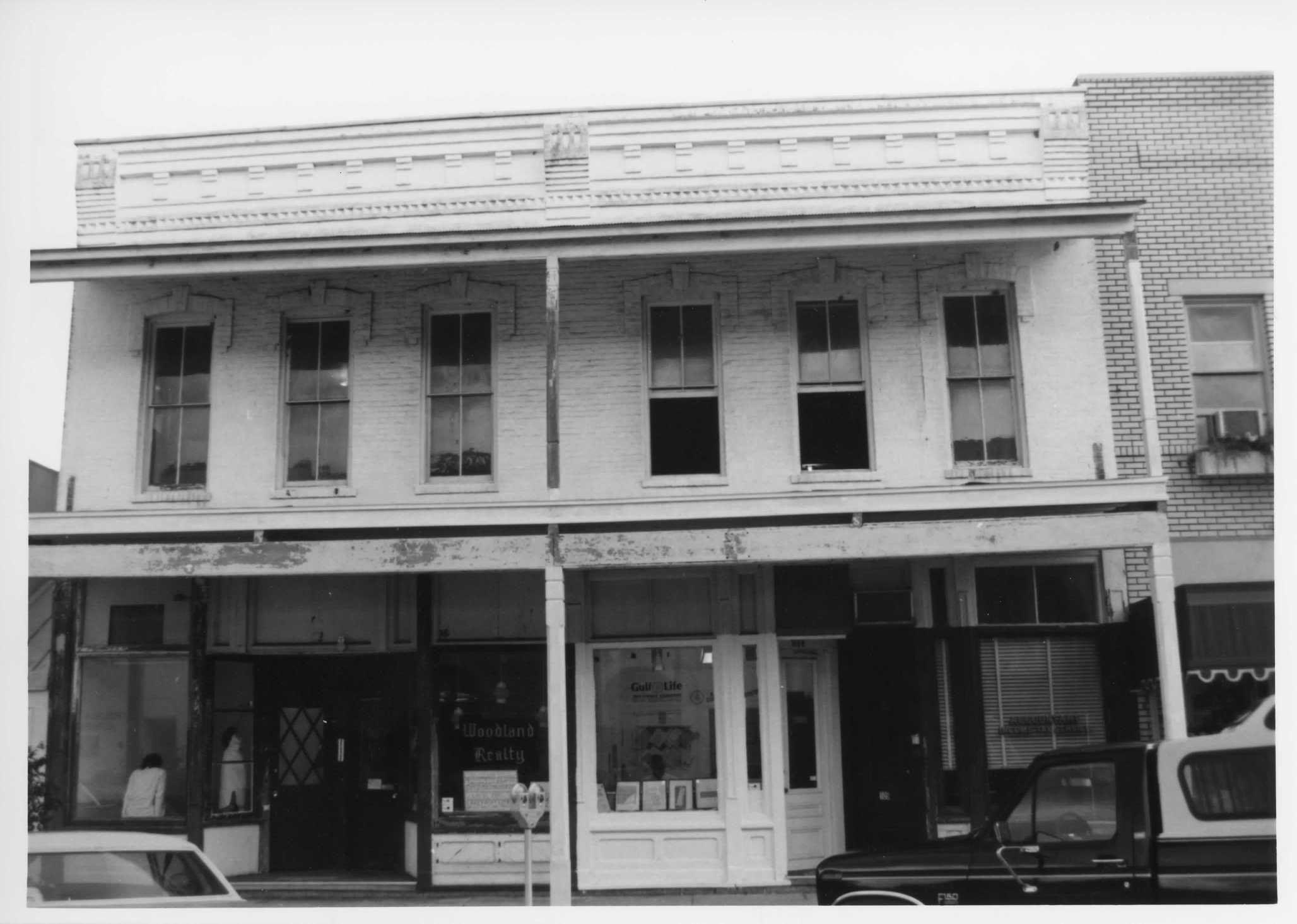 109 W Indiana Ave_1987_Historic Photos